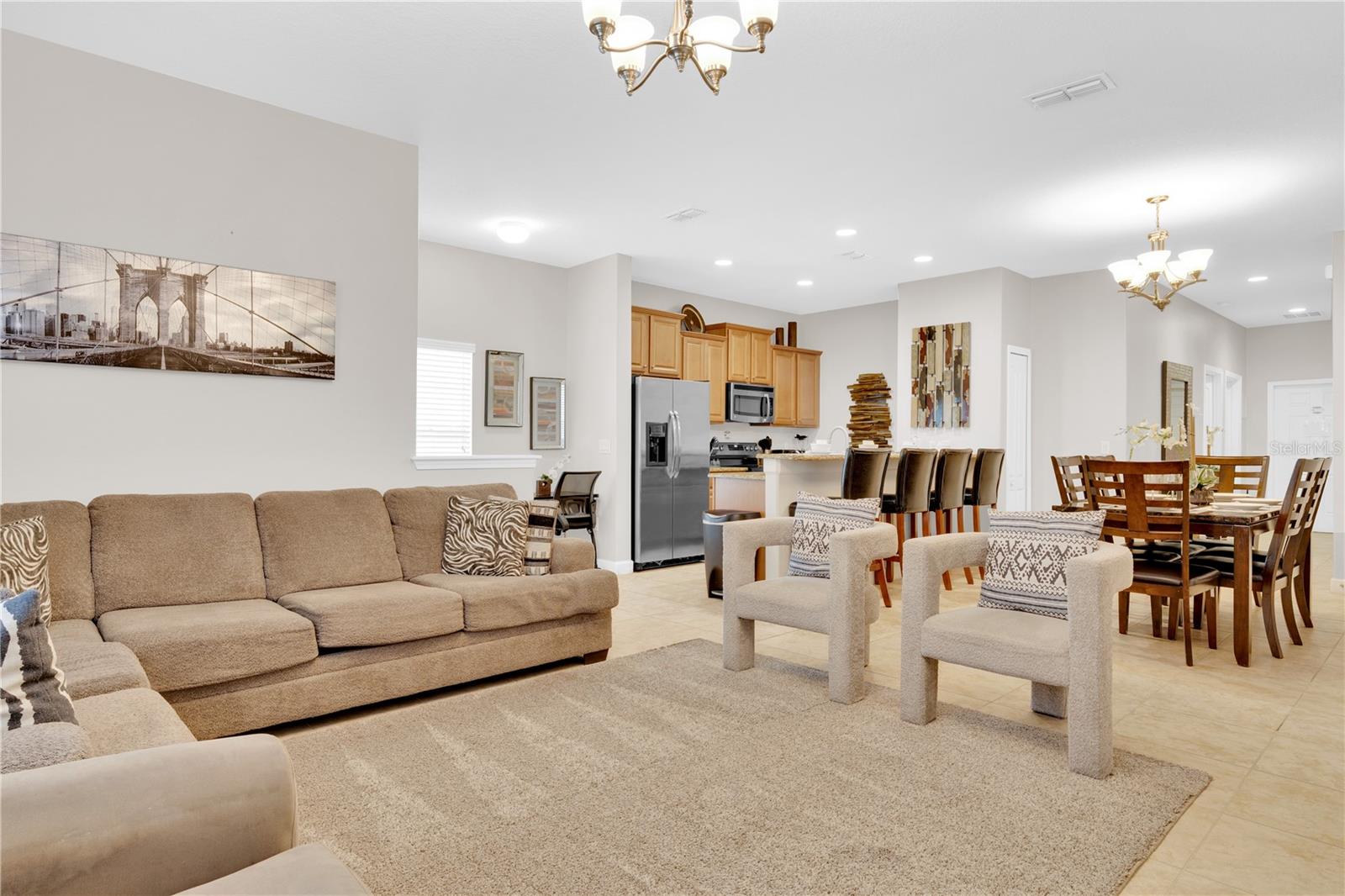 8951 BISMARCK PALM RD