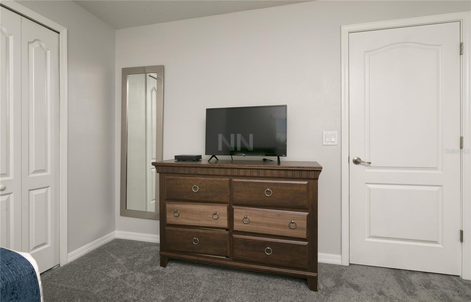 8951 BISMARCK PALM RD