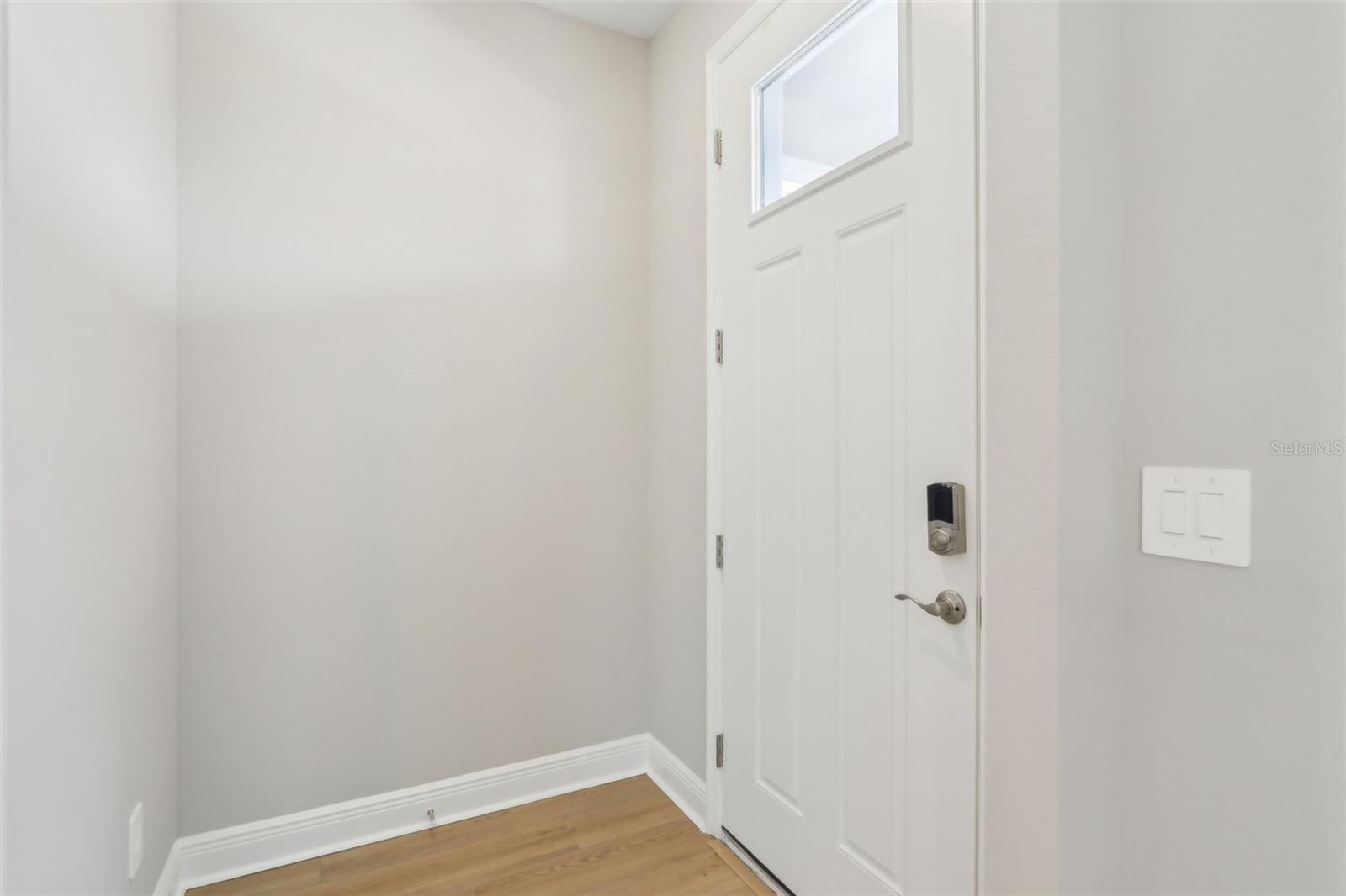 5003 RAILROAD VINE ALY