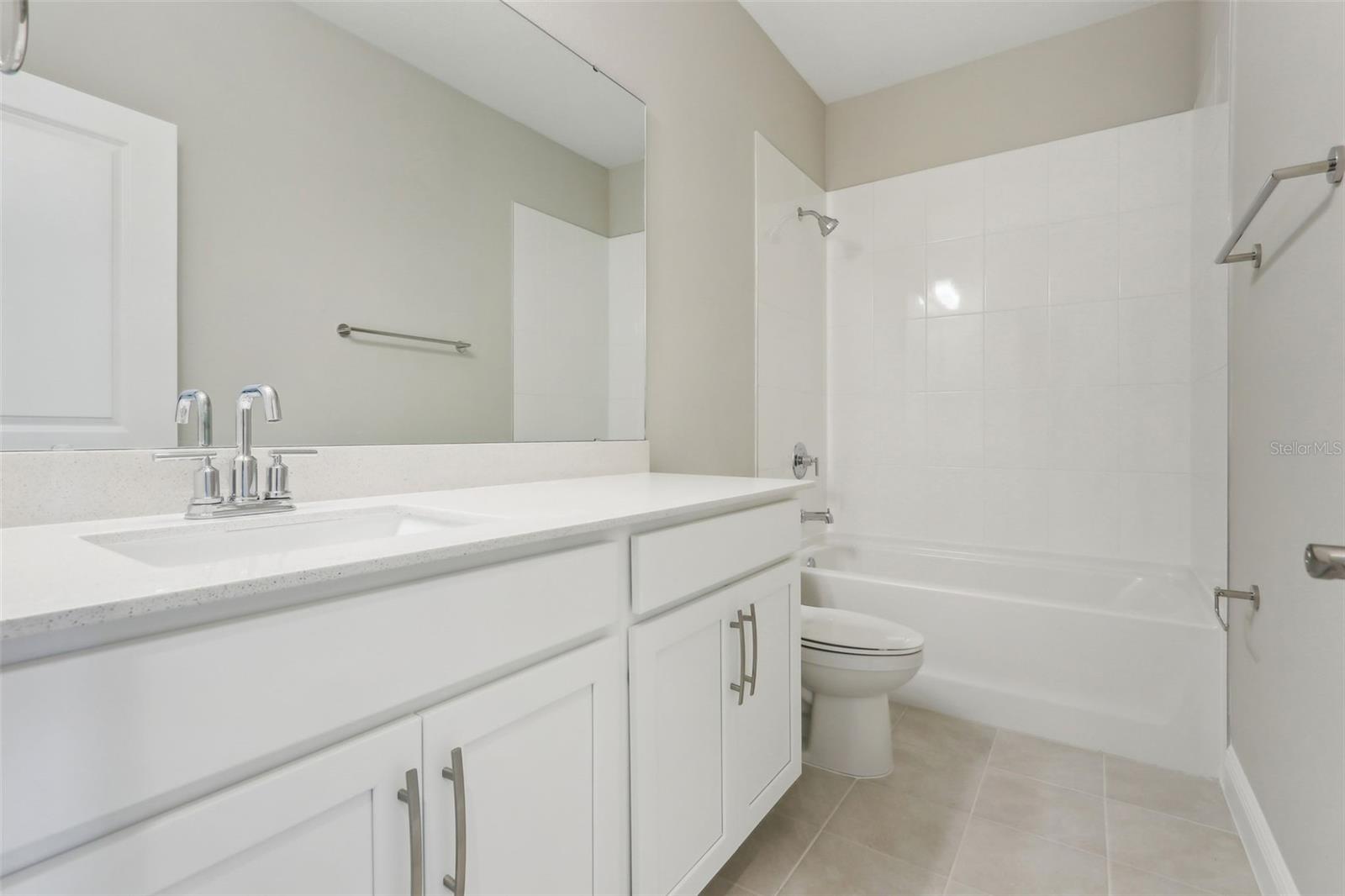 5003 RAILROAD VINE ALY