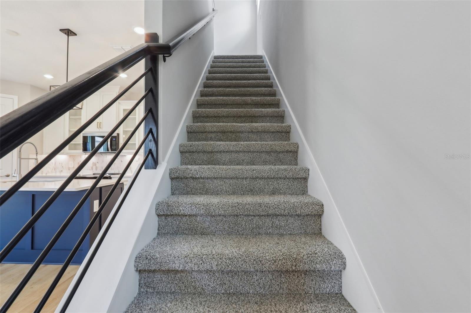 5003 RAILROAD VINE ALY