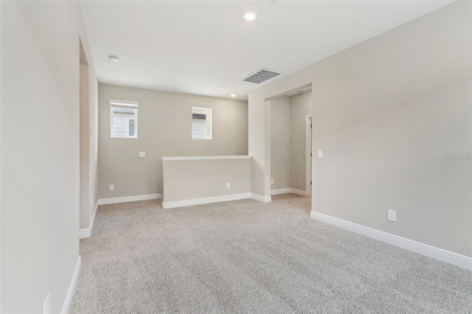 5003 RAILROAD VINE ALY