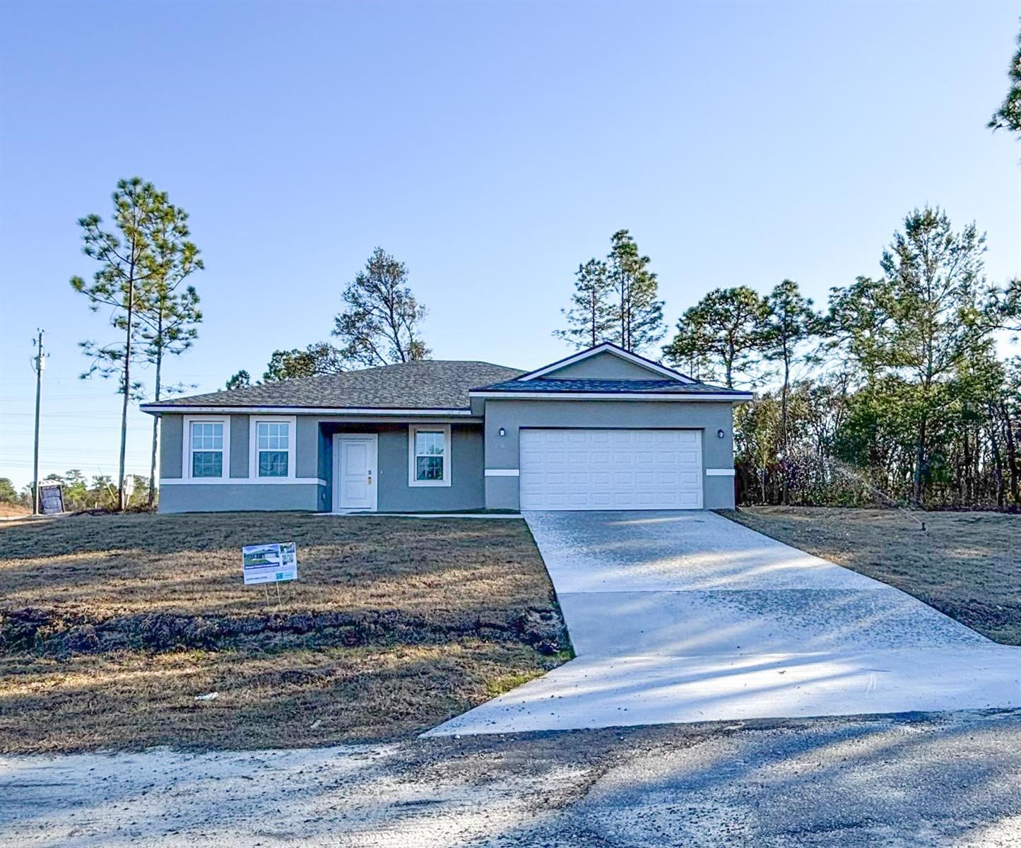 2701 W TRACY CT
