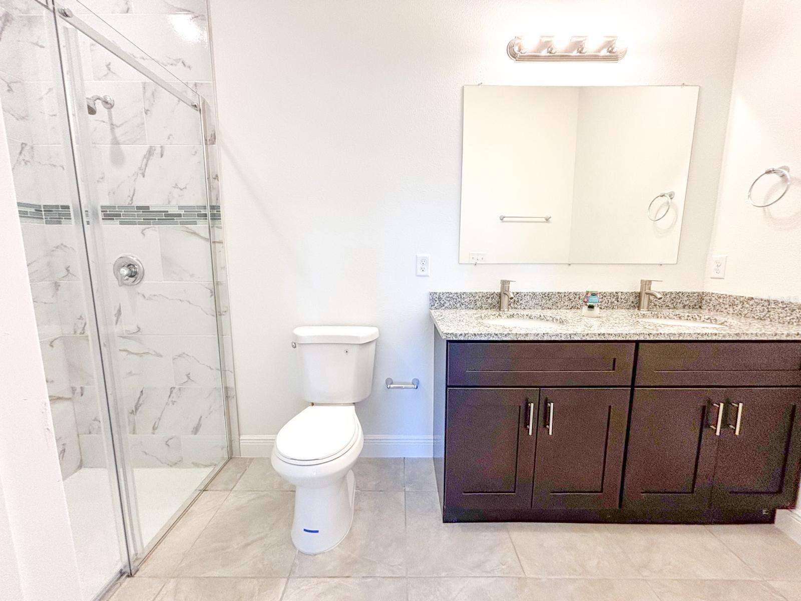 2701 W TRACY CT