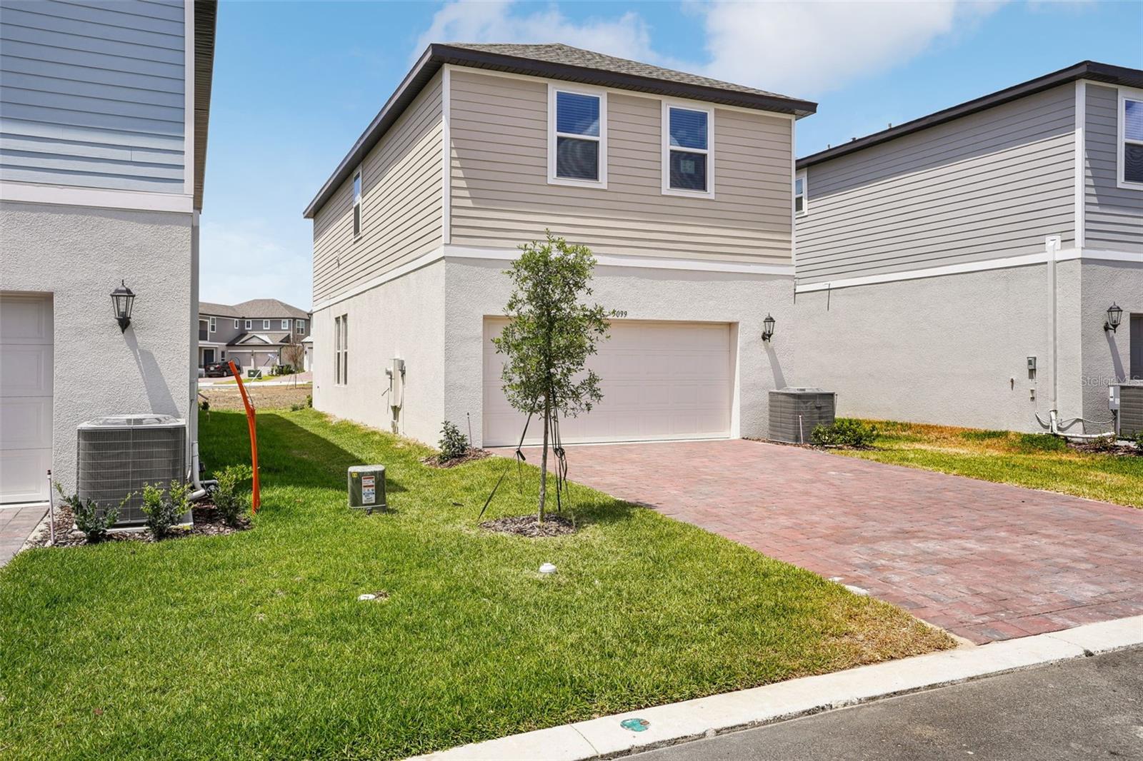 5099 RAILROAD VINE ALY