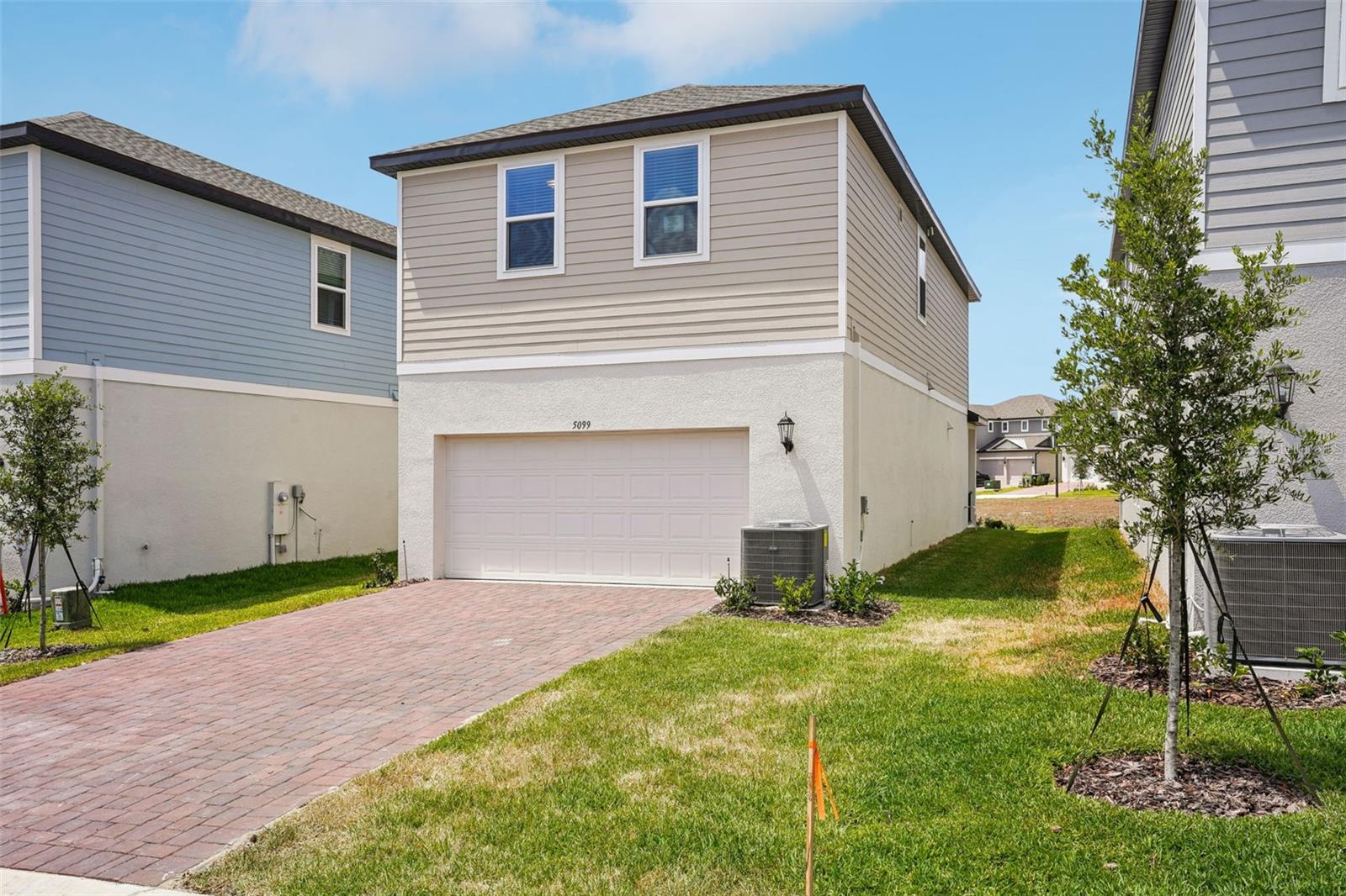 5099 RAILROAD VINE ALY