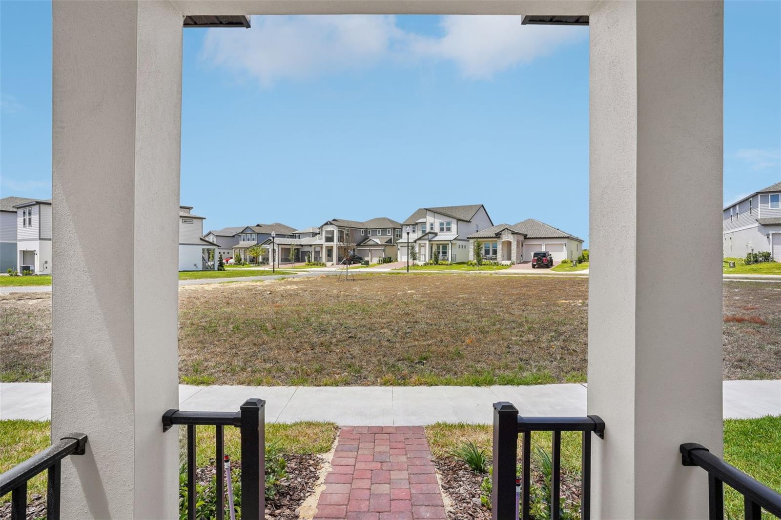 5099 RAILROAD VINE ALY