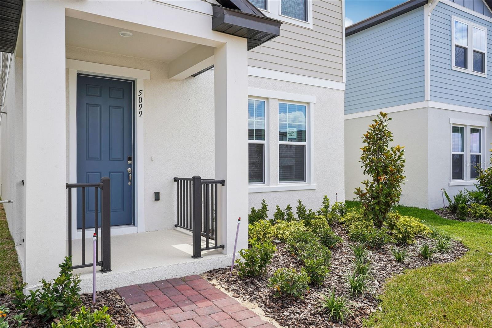 5099 RAILROAD VINE ALY