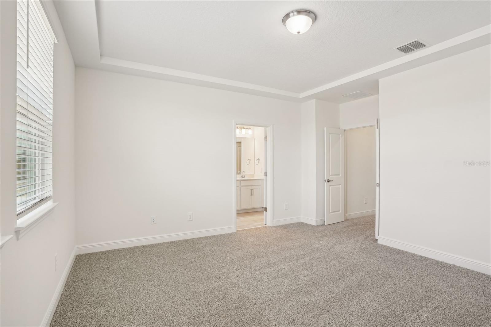 5099 RAILROAD VINE ALY