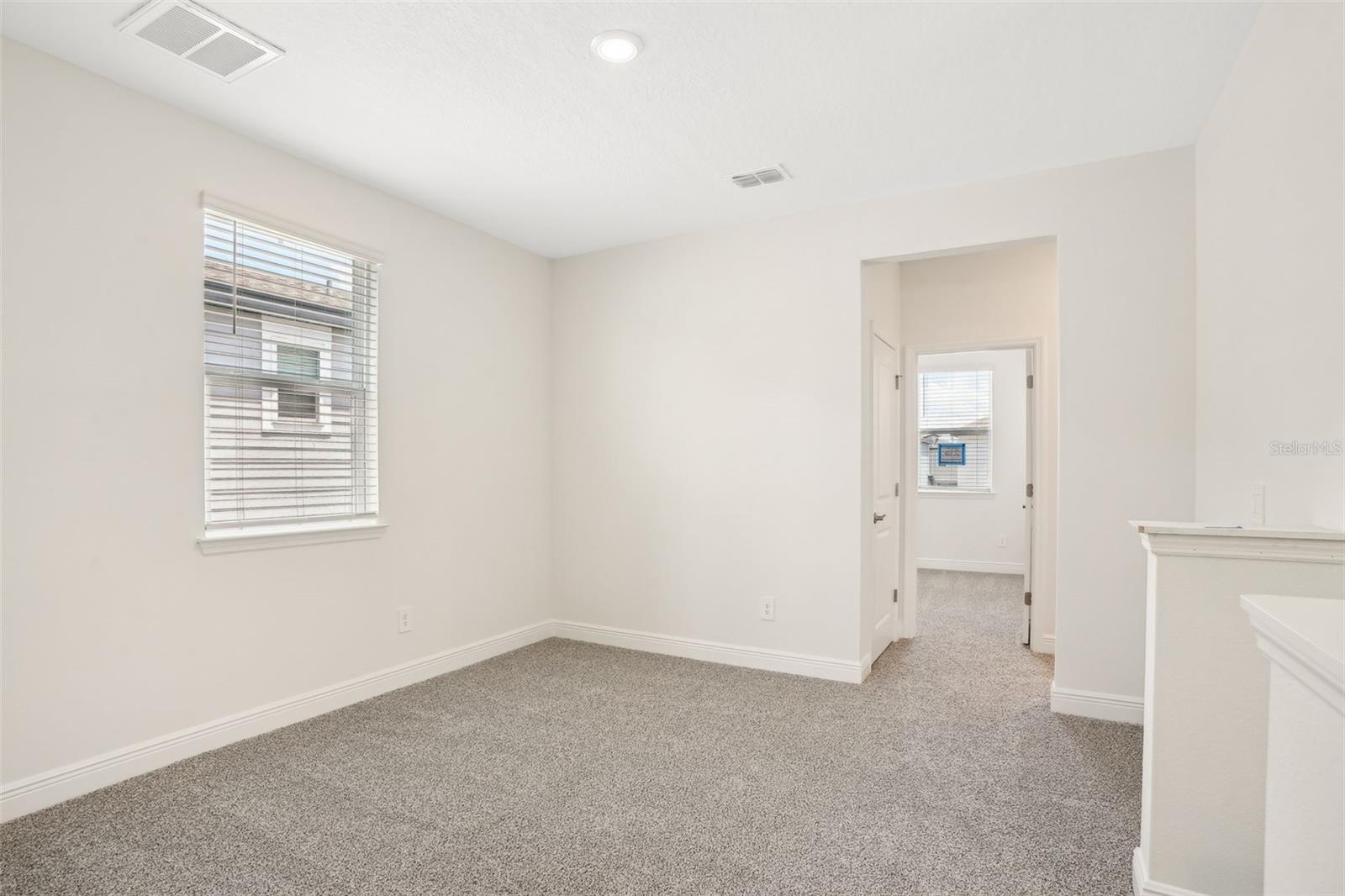 5099 RAILROAD VINE ALY