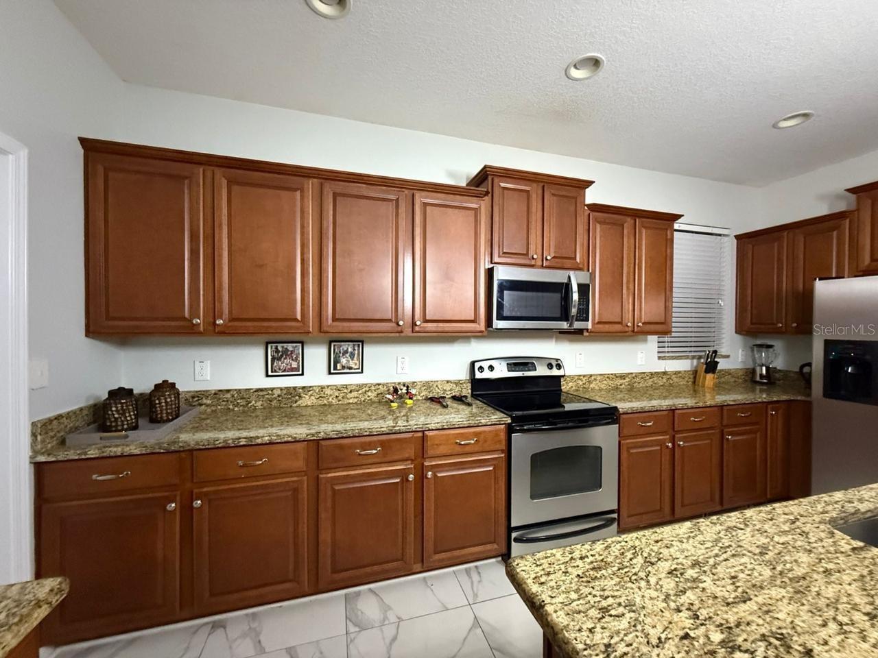 8894 CANDY PALM RD