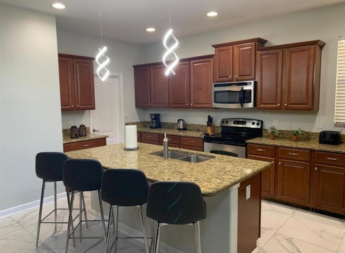 8894 CANDY PALM RD