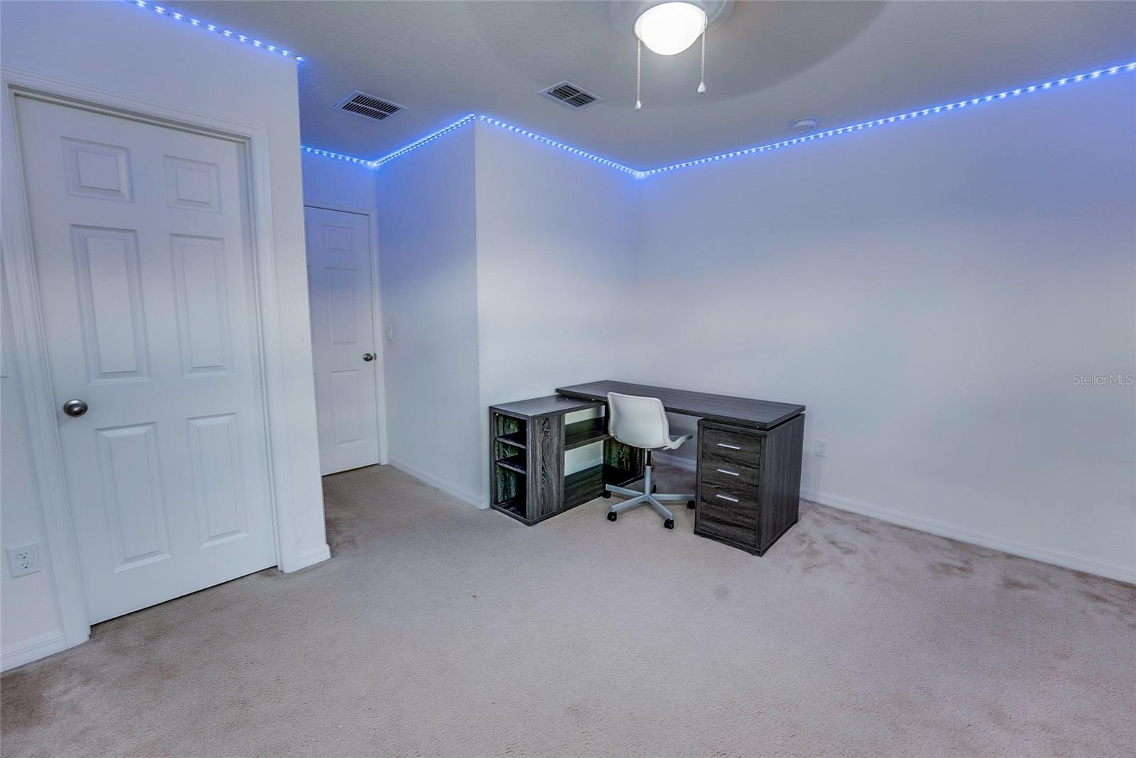 5201 VILLA ROSA AVE