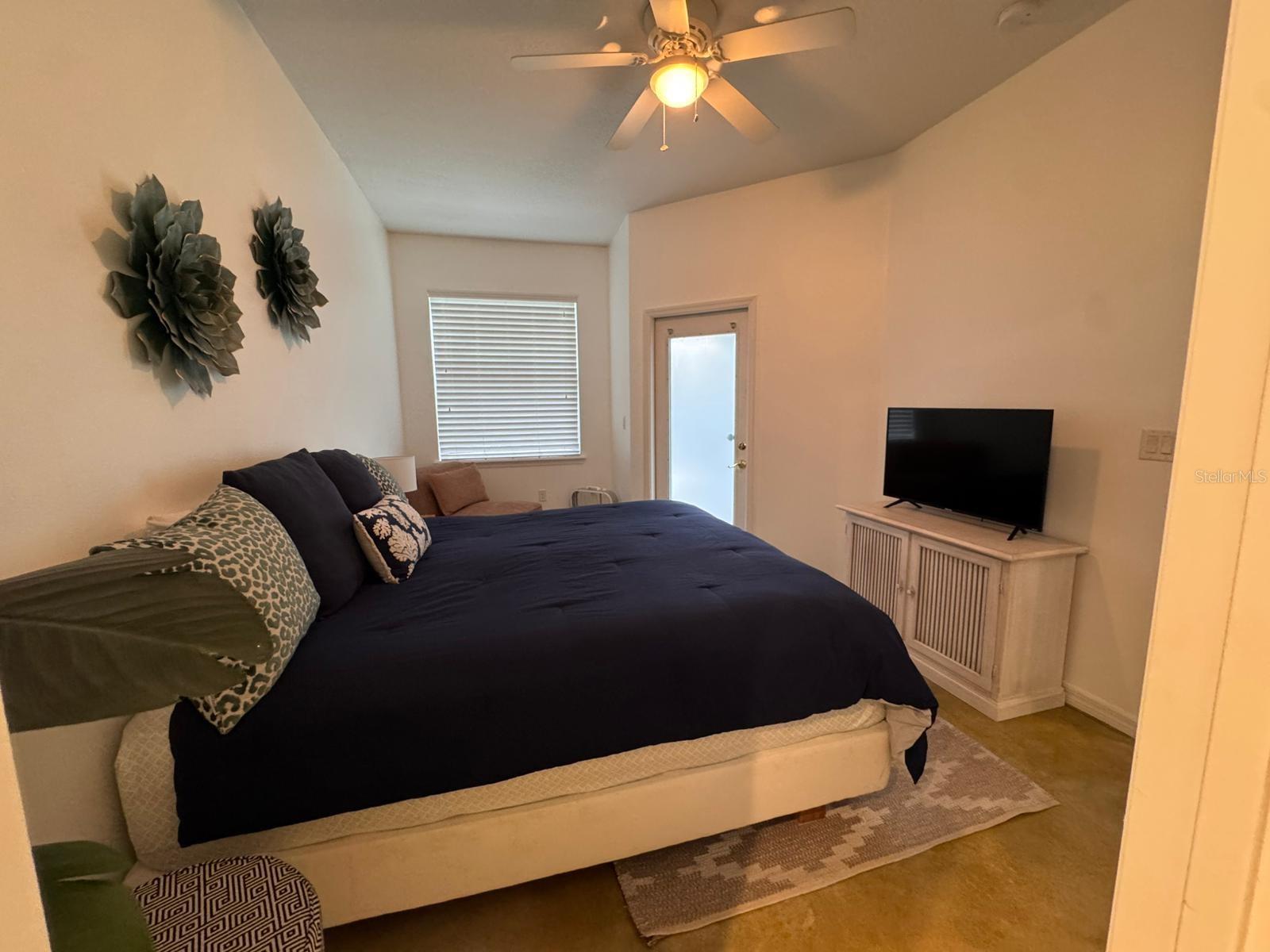 230 CAPTAIN HOOK WAY