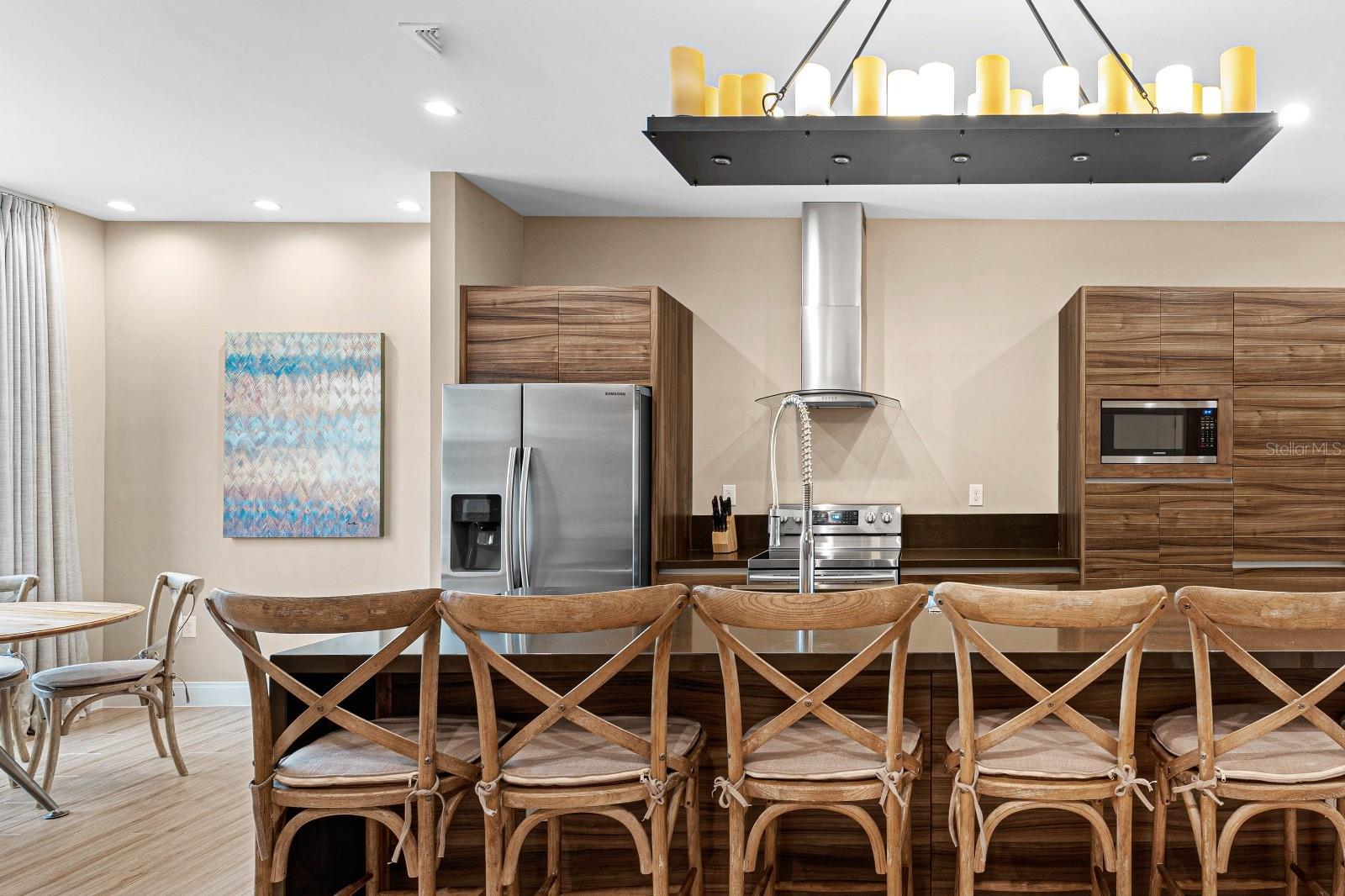 3045 ROCKEFELLER WAY