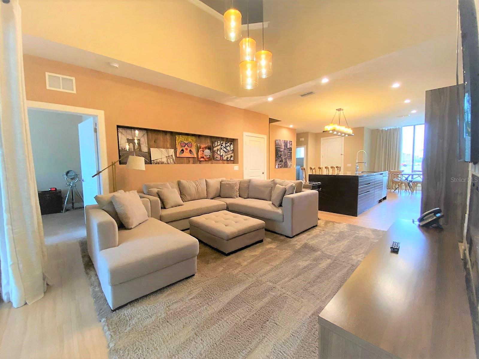 3045 ROCKEFELLER WAY