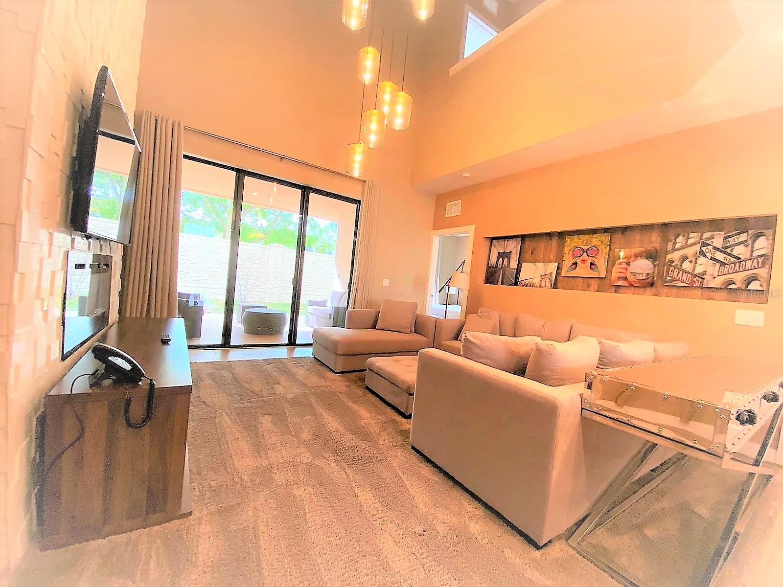 3045 ROCKEFELLER WAY