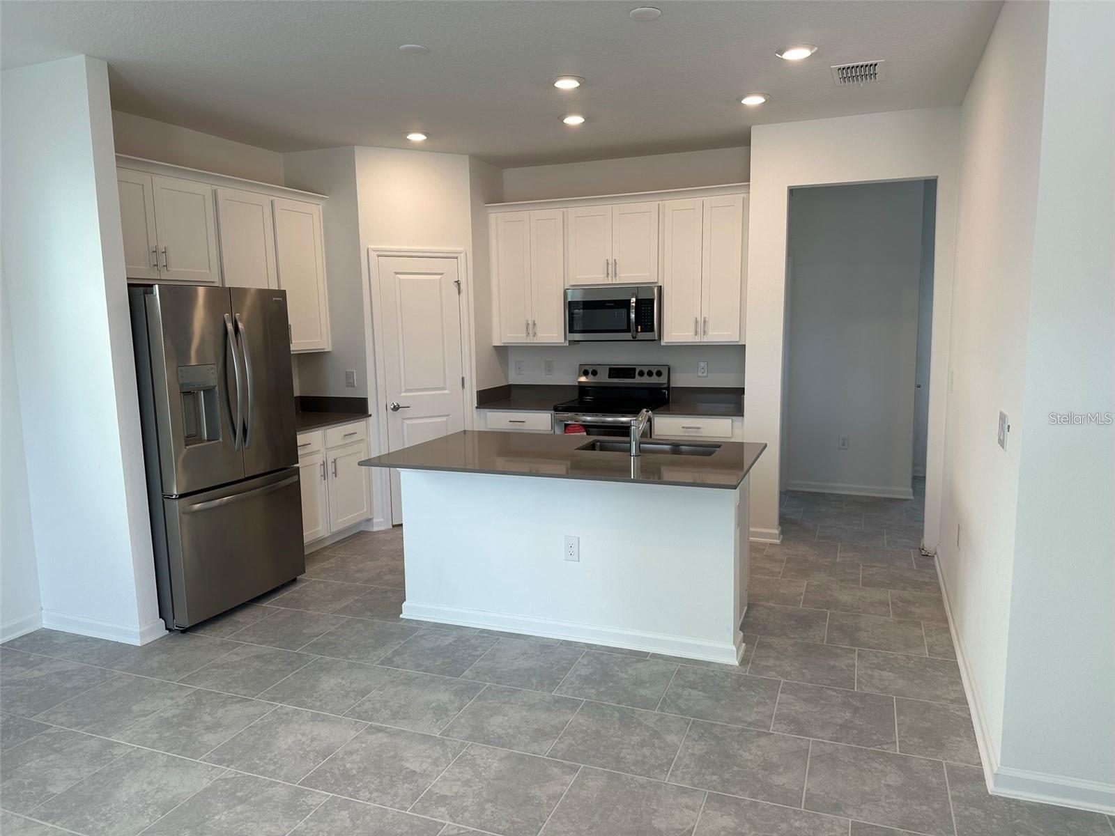 6014 BLISSFUL STREET