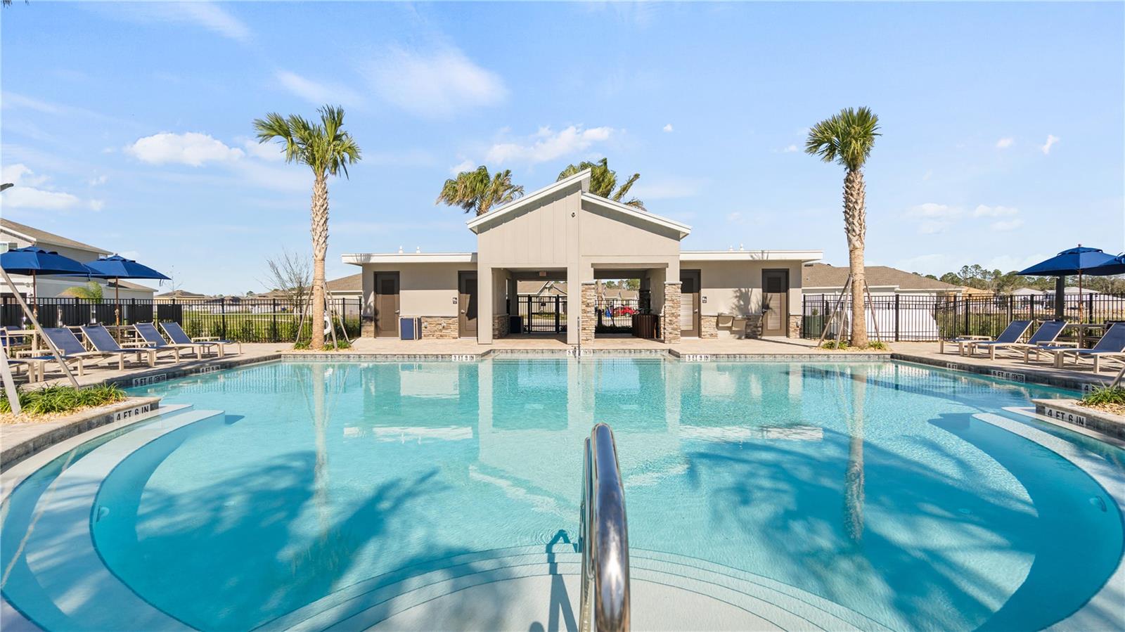 4580 GOLDEN KNIGHT BLVD