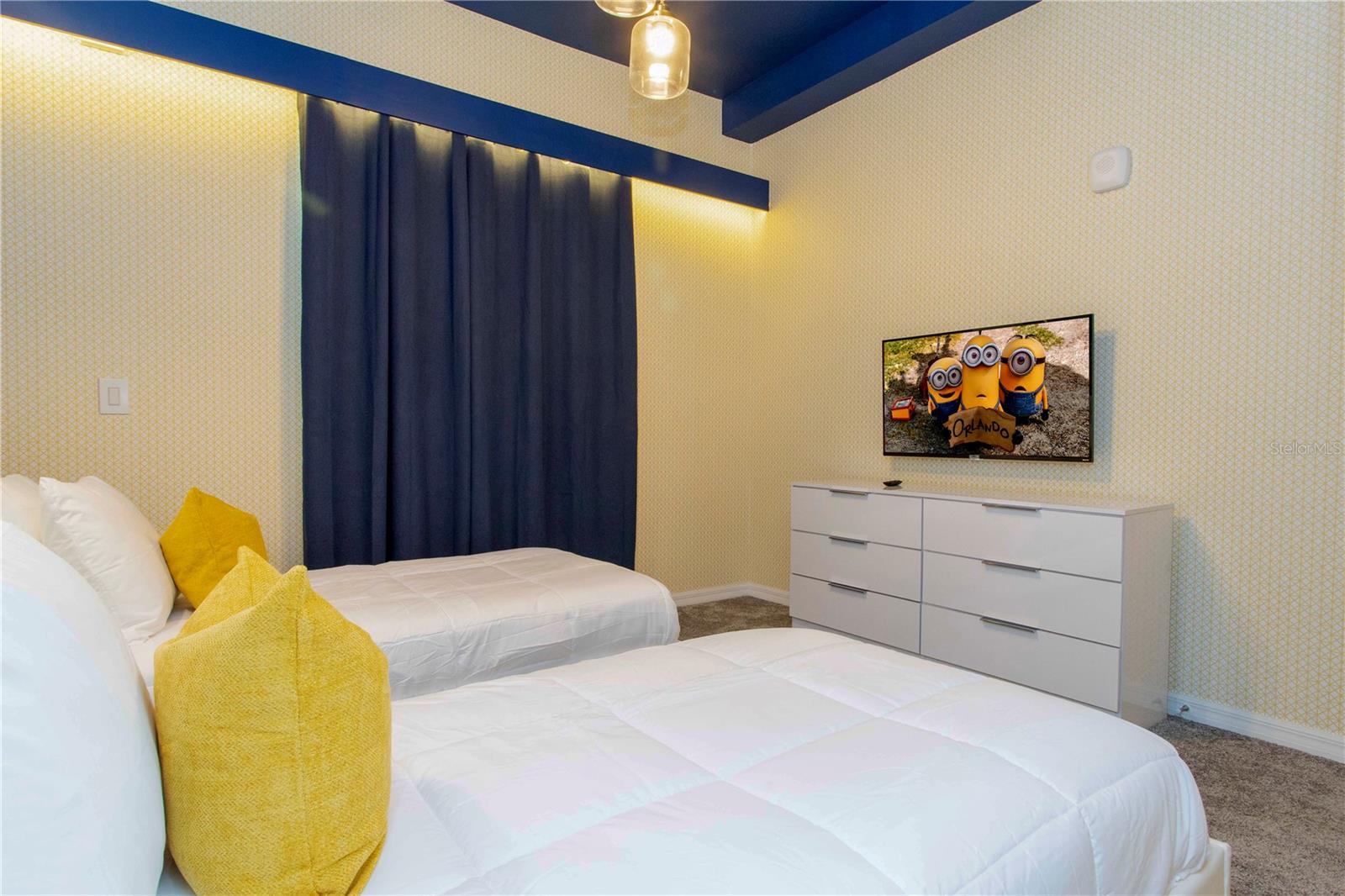 3161 PARADOX CIR #403