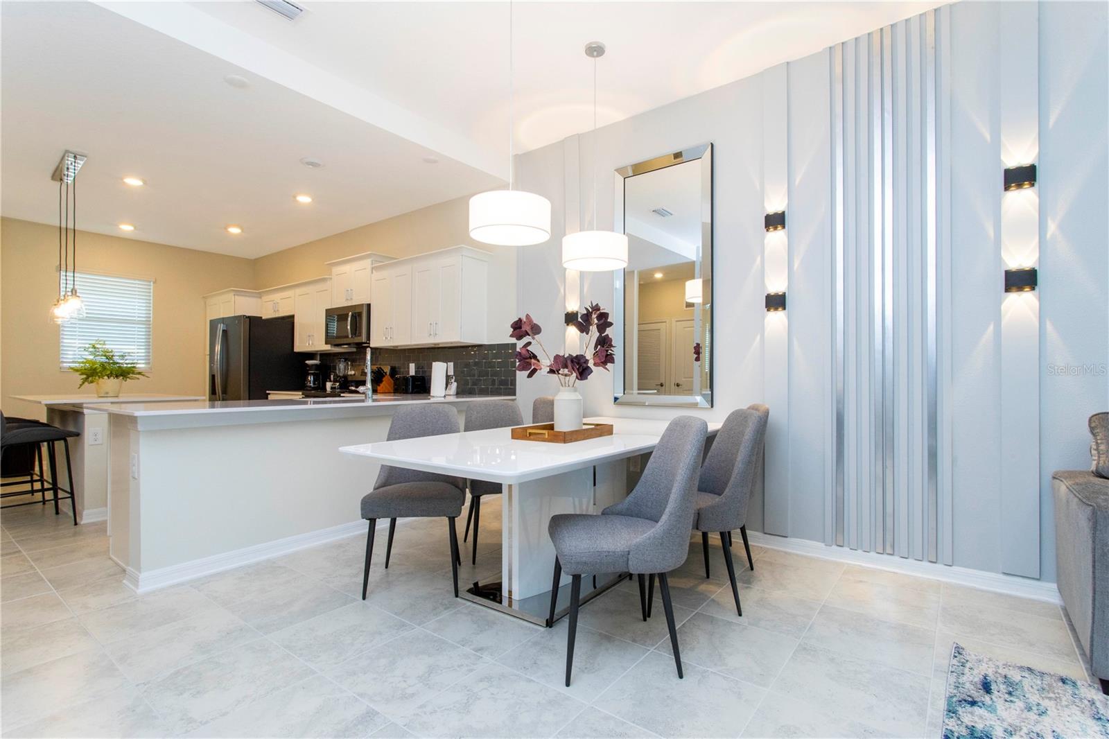 3161 PARADOX CIR #403