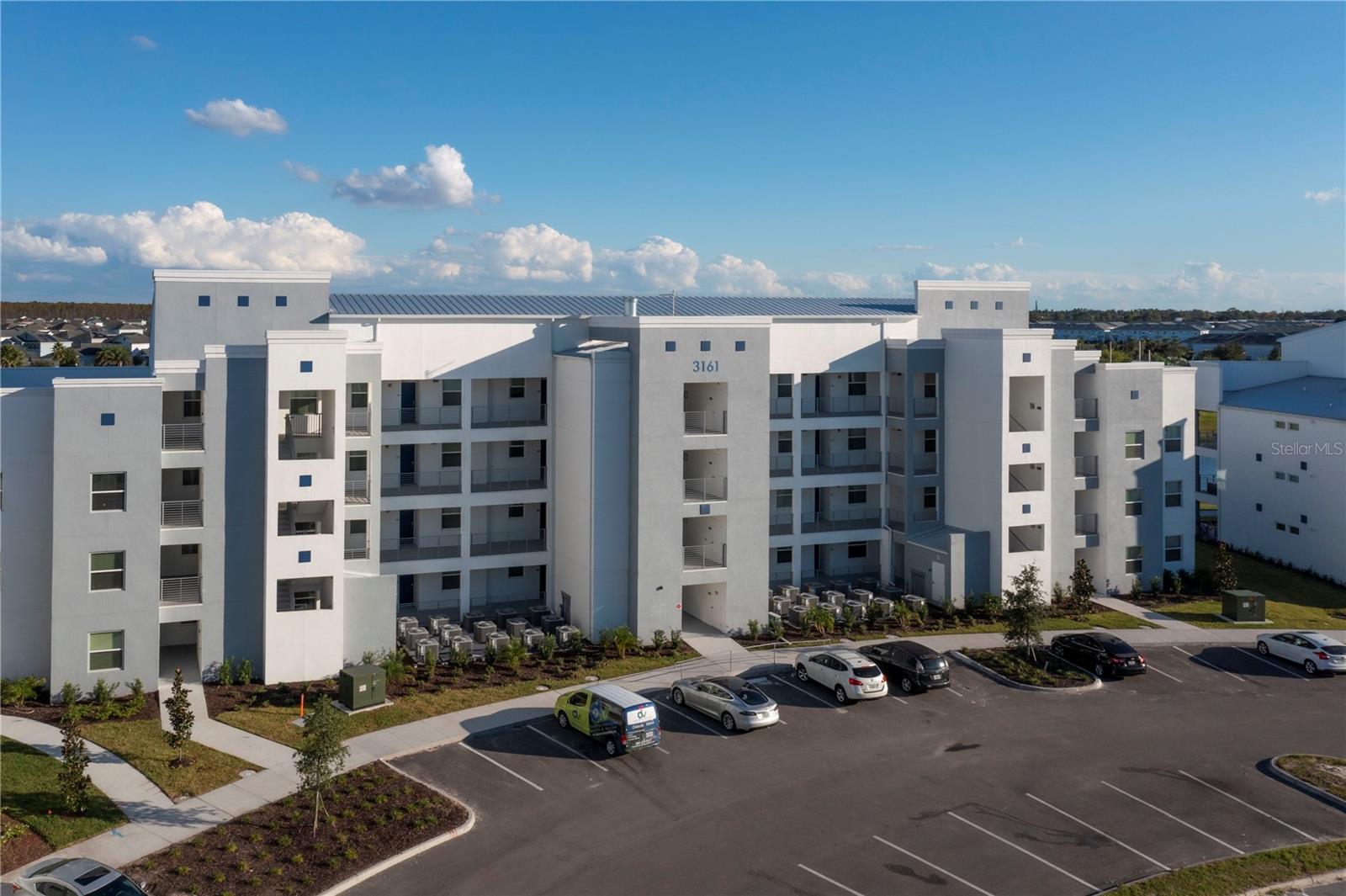 3161 PARADOX CIR #403