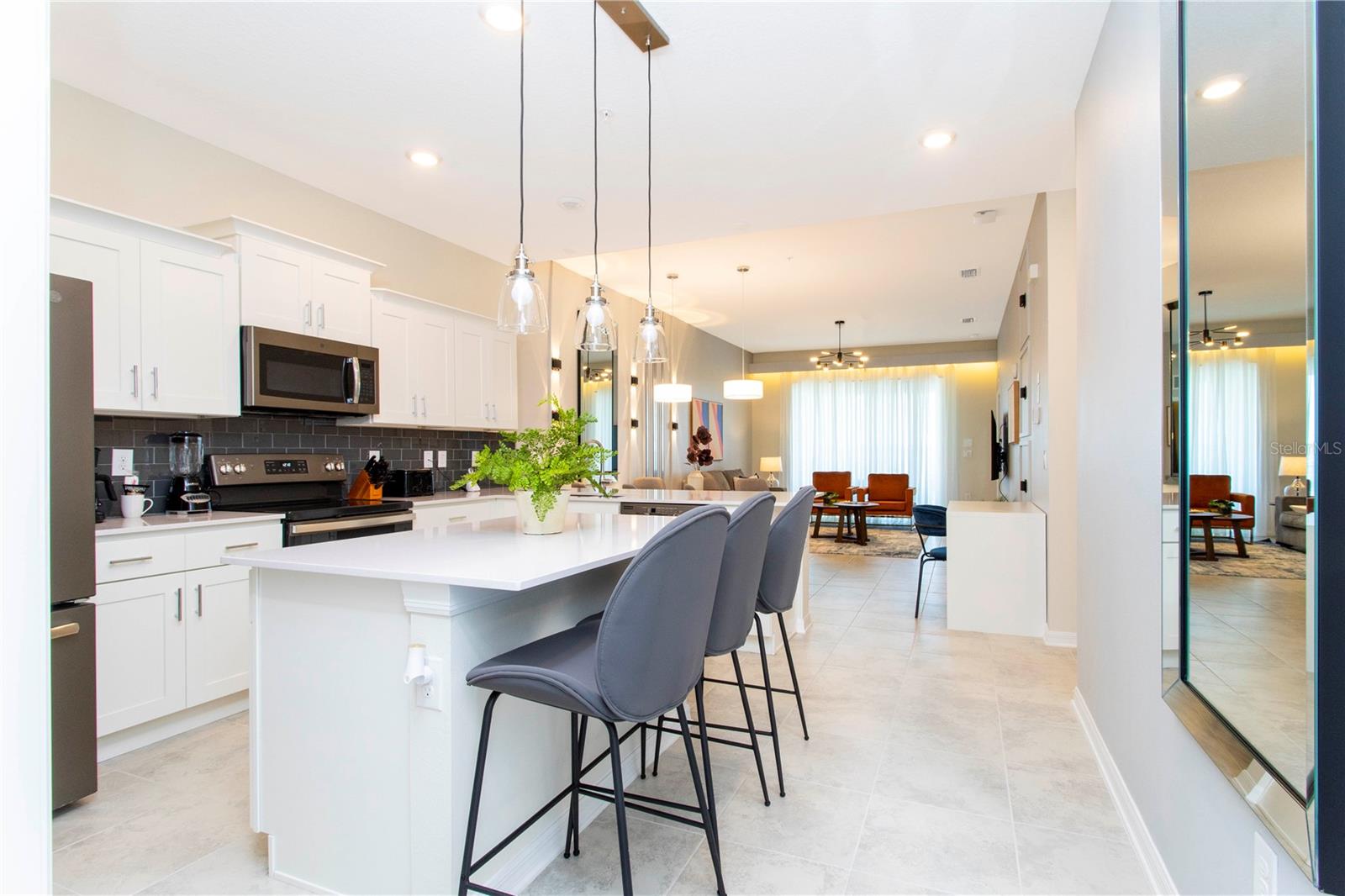 3161 PARADOX CIR #403