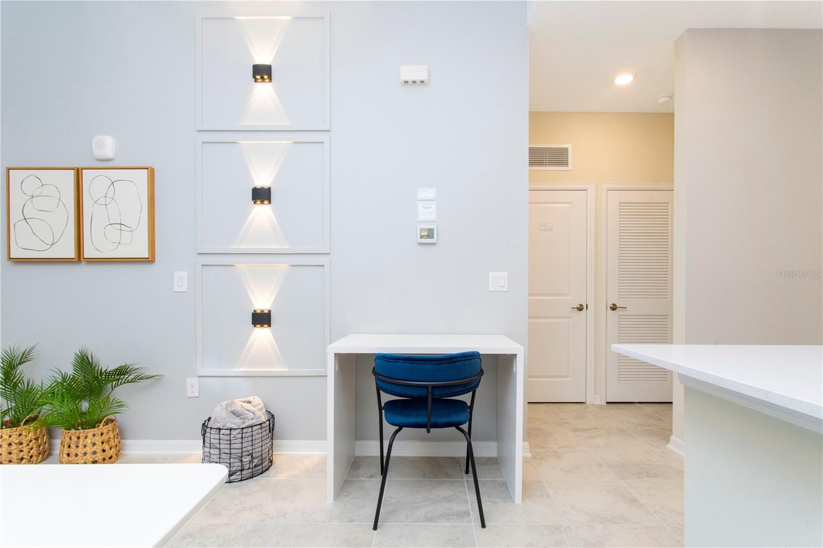 3161 PARADOX CIR #403