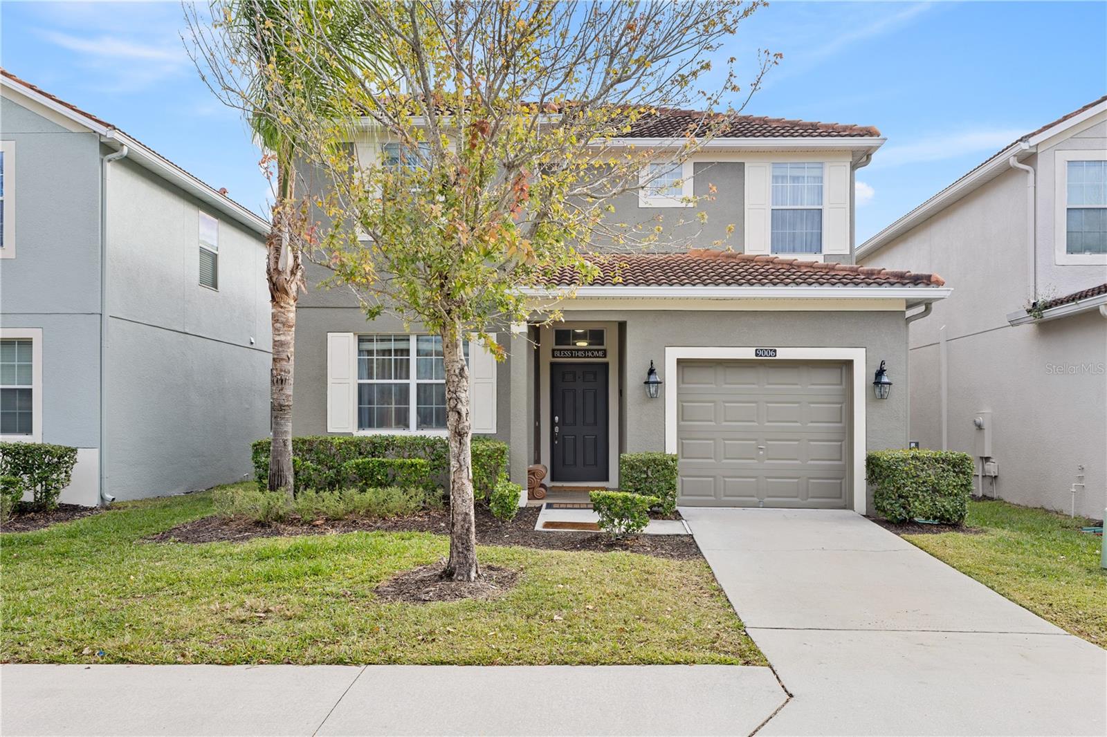 9006 MAJESTY PALM RD