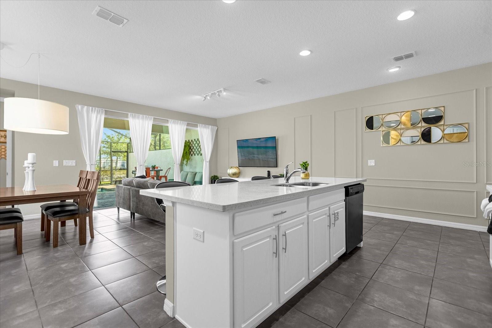 1555 CAREY PALM CIR