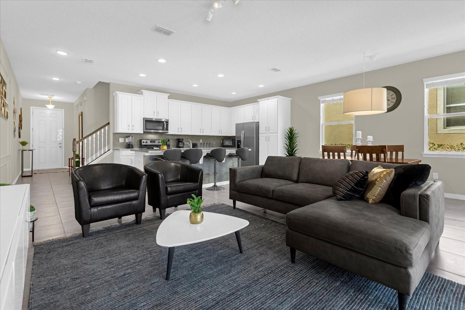 1555 CAREY PALM CIR