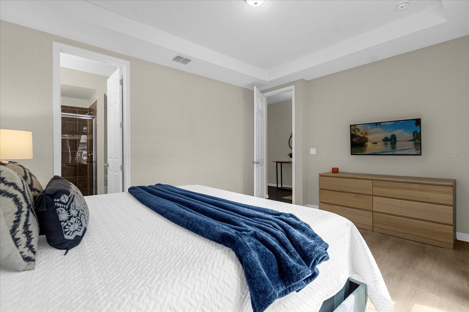 1555 CAREY PALM CIR