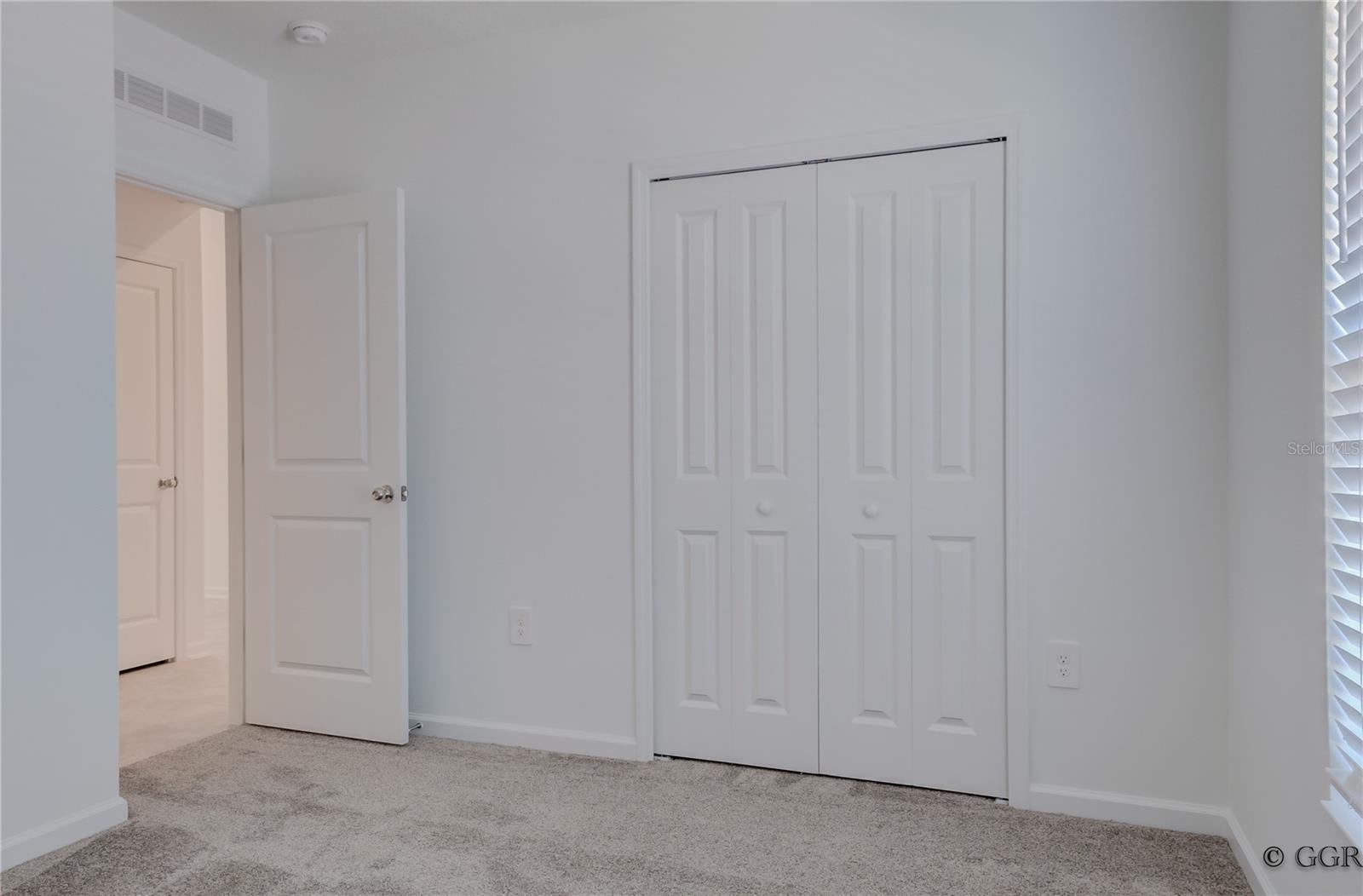 1496 BRENTWOOD DR