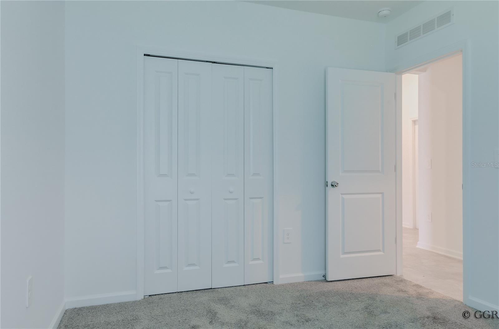 1496 BRENTWOOD DR