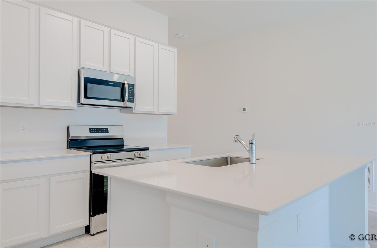 1496 BRENTWOOD DR