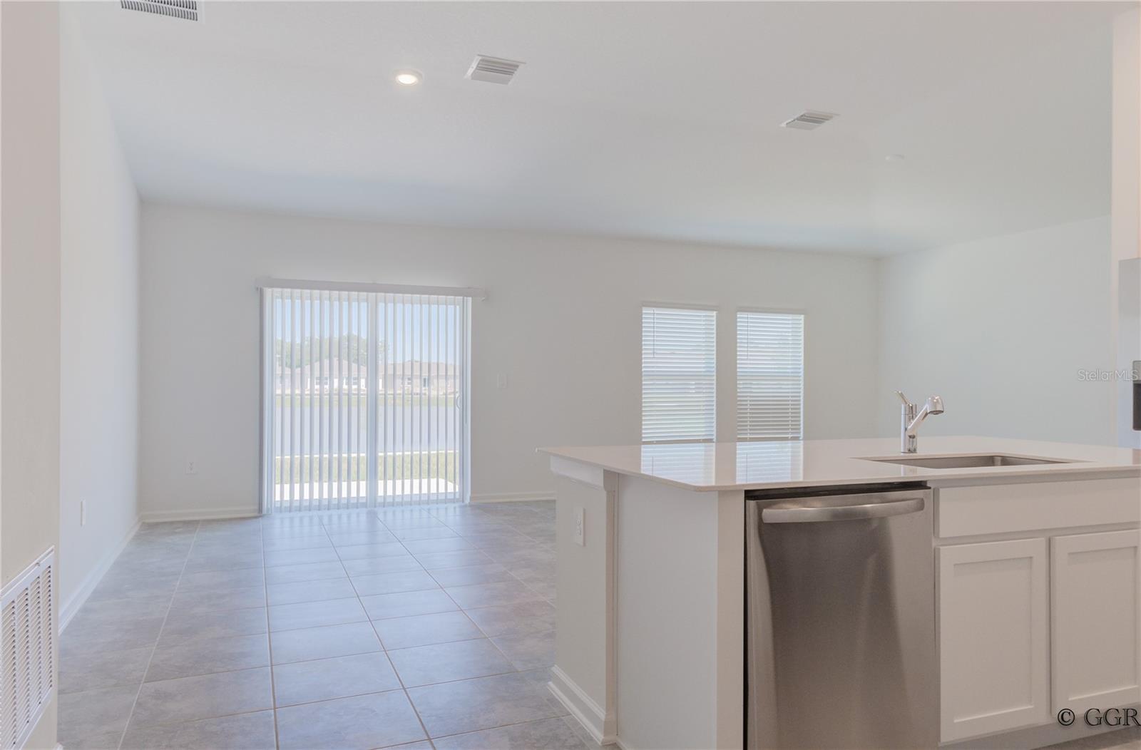 1496 BRENTWOOD DR