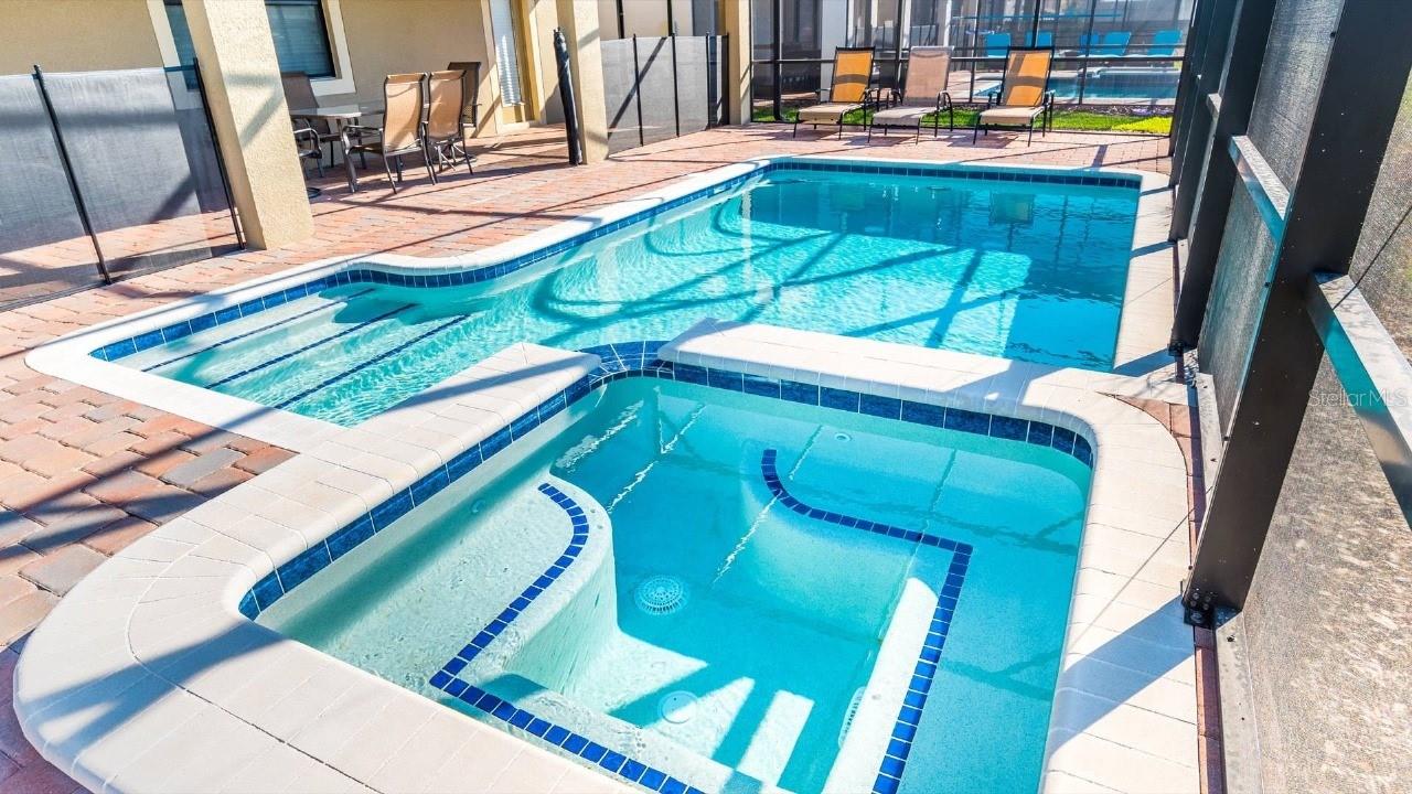 1495 ROLLING FAIRWAYS DR