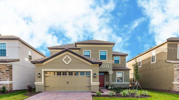 1495 ROLLING FAIRWAYS DR