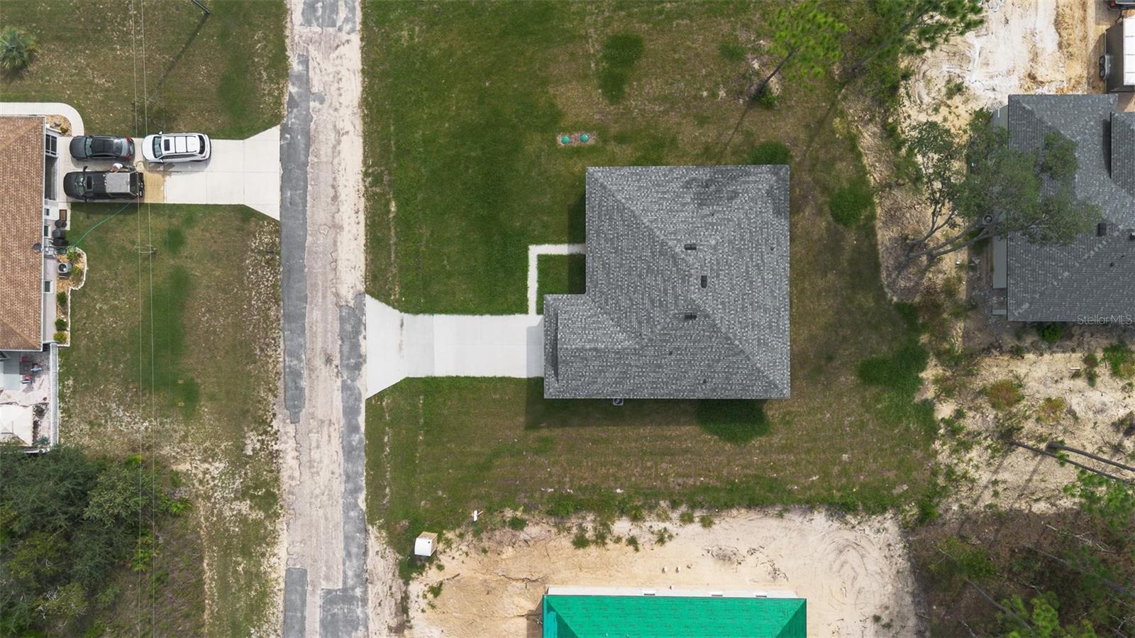 2701 W TRACY CT