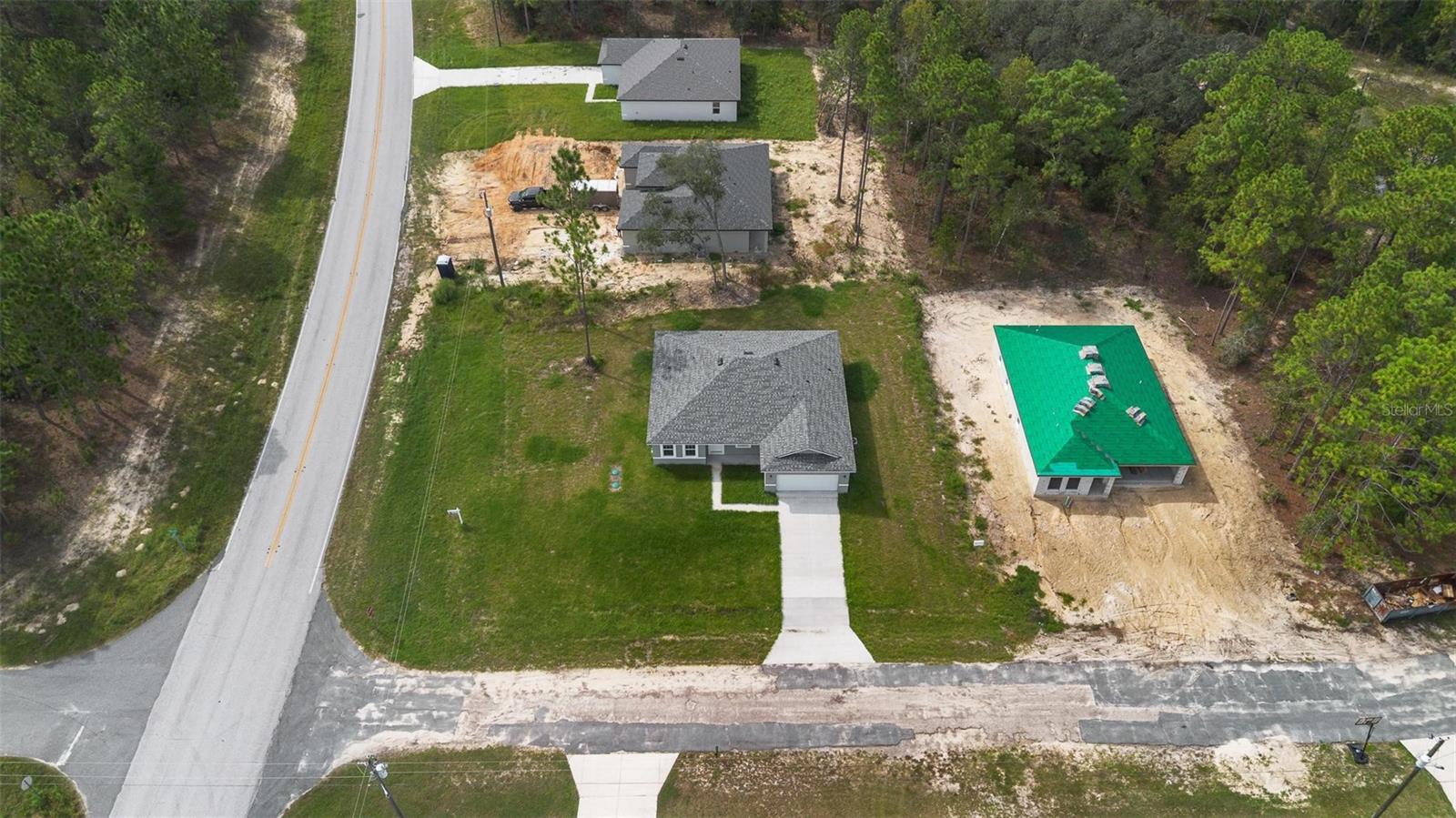 2701 W TRACY CT