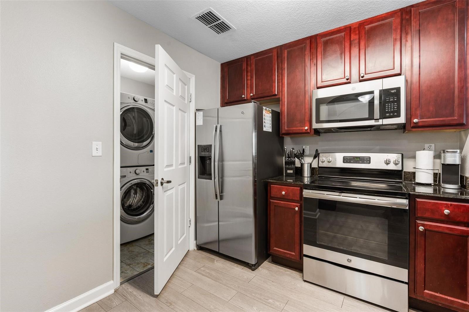 14501 GROVE RESORT AVE #1629