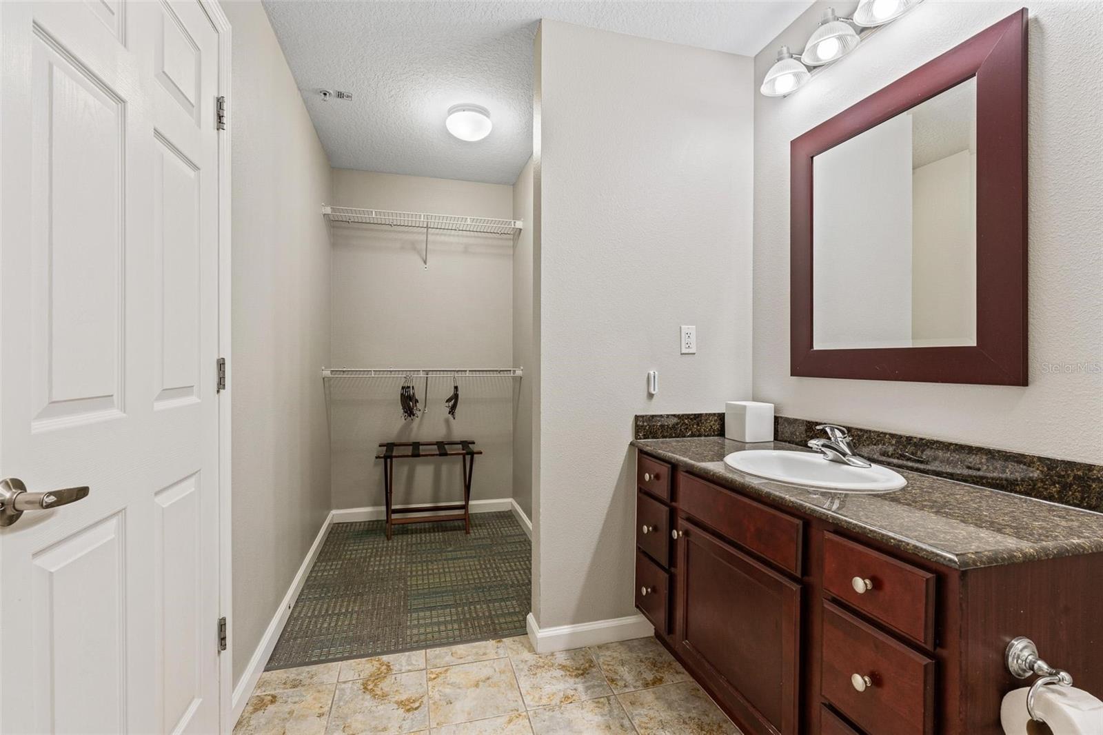 14501 GROVE RESORT AVE #1629