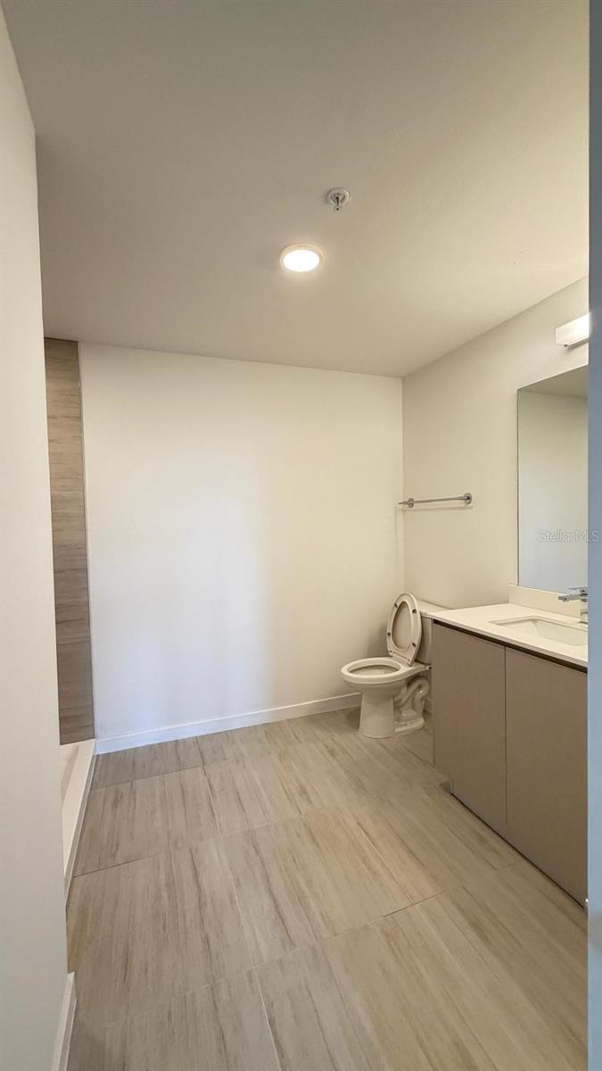 5587 MILLENIA PARK BLVD #518