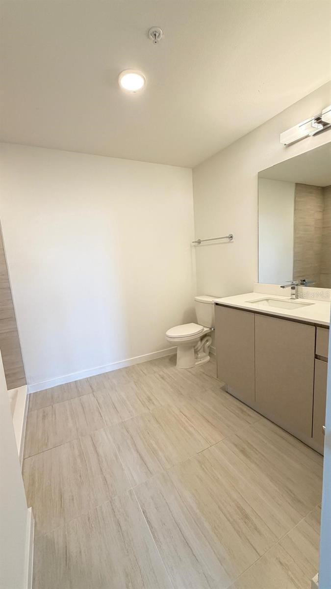 5587 MILLENIA PARK BLVD #518