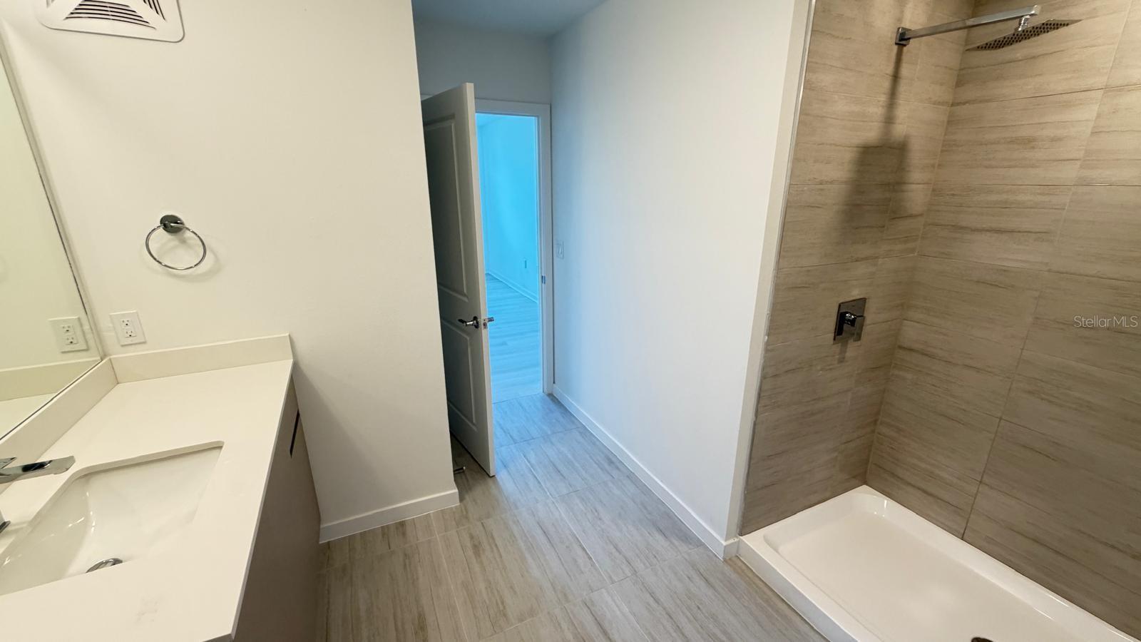 5587 MILLENIA PARK BLVD #518