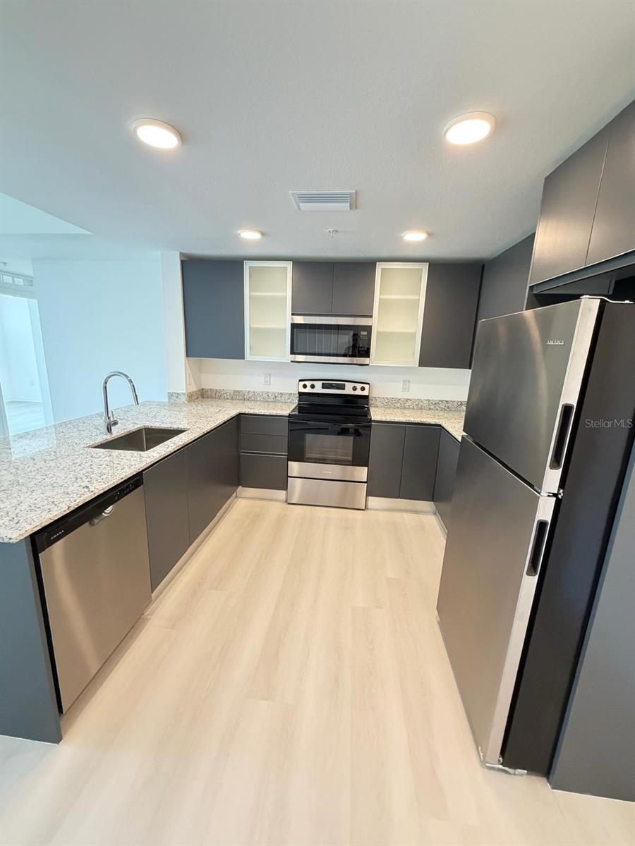 5587 MILLENIA PARK BLVD #418
