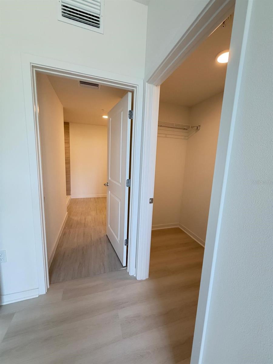 5587 MILLENIA PARK BLVD #418