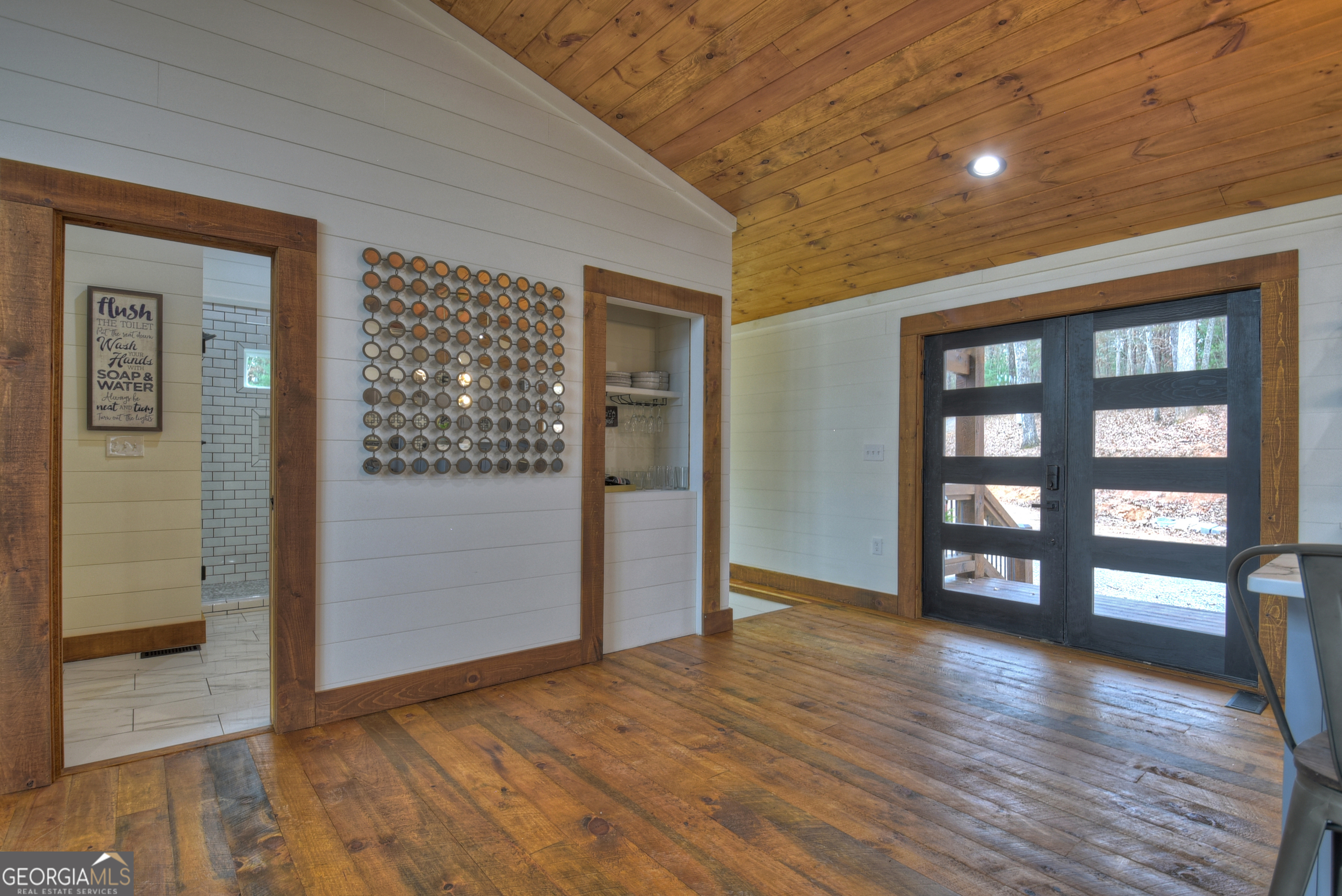1050 Eaton Road