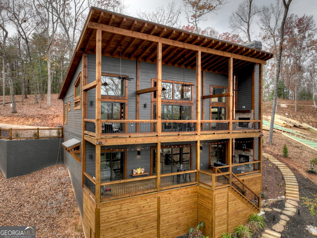 1050 Eaton Road