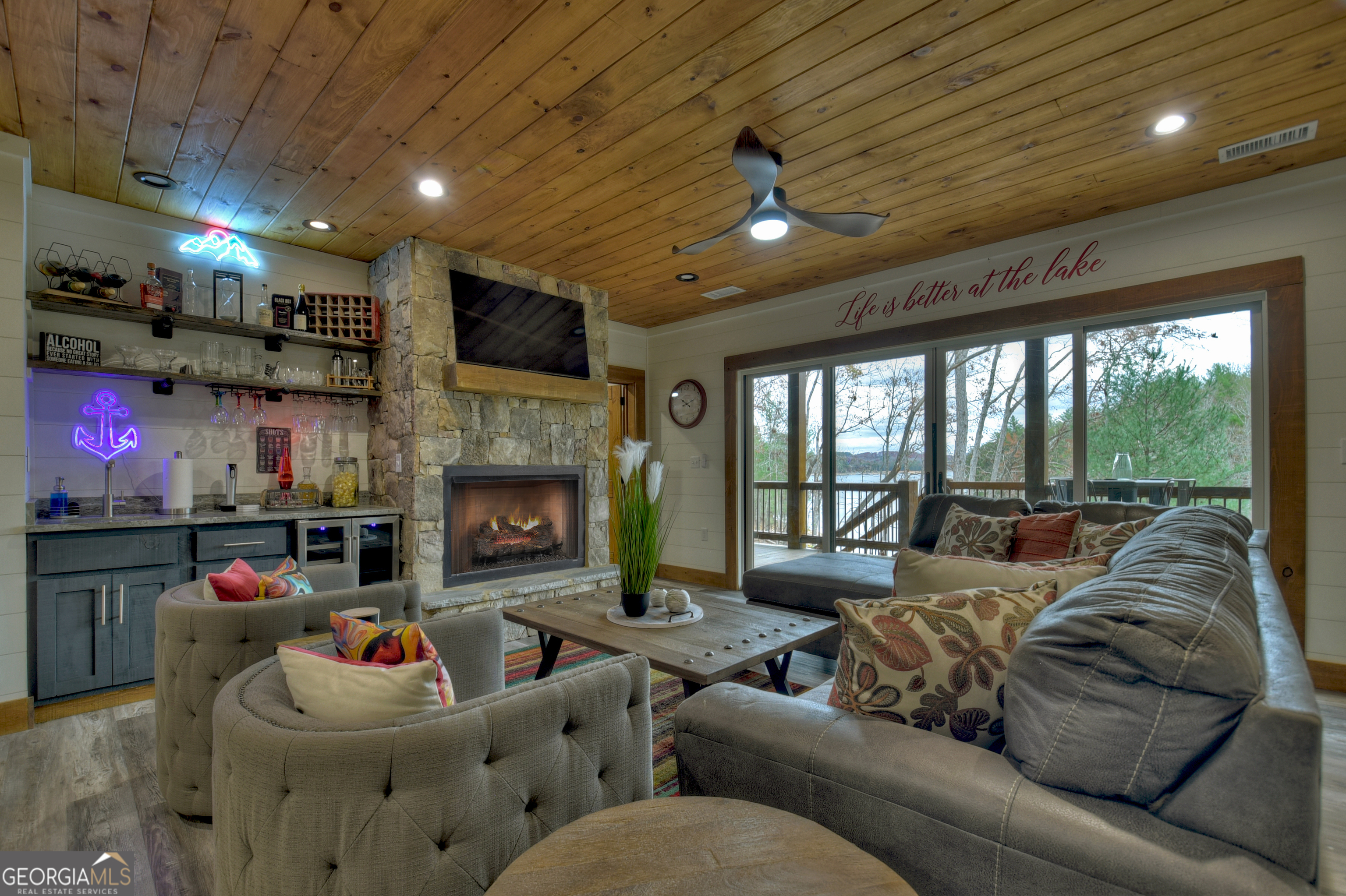 1050 Eaton Road